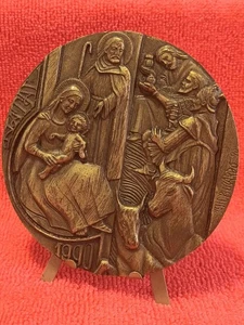 Beautiful  Bronze medal, Christmas 1990... - Picture 1 of 2