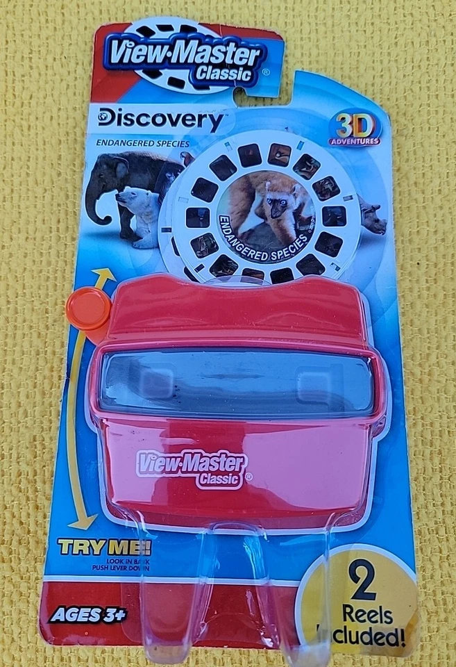 View Master Classic 3D Adventures Viewer w/ 2 Reels Discovery Endangered Species - Image 1 of 3