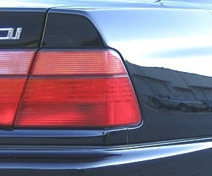 Lanterna traseira externa direita genuína BMW E31 8-Series 840i 840ci 850ci 850CSi NOVA - Imagem 1 de 3