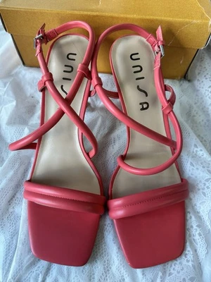 Sandalias Unisa para mujer 10M marinero con tiras con correa rosa imitación cuero punta cuadrada Foto 1 de 4