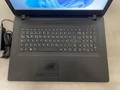 Lenovo 110-17ikb 17,3 Zoll ( 250GB SSD, intel i5-7500U, 8GB Ram ) Windows 11 - Bild 1 von 4