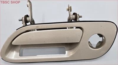 1993 to 2002 Lincoln Mark VIII Continental Exterior Door Handle Creme LH Driver - Image 1 of 4