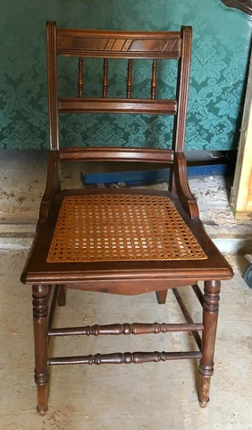 Walnut Eastlake Sidechair / Desk Chair  (RP-SC308) Cover