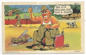 Cómic Postal Militar Soldado Reparando Su Ropa Borde Blanco Sin Usar - Imagen 1 de 2