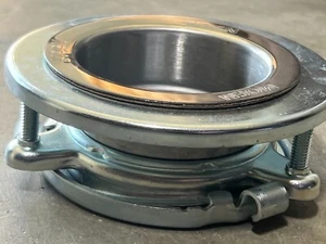 MOEN Müllentsorgung 3-Schrauben Spüle Abfluss Flansch Kit poliert Chrom Schnellverschluss - Bild 1 von 7