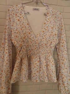 Magnolia Boutique Polyester Blumendruck V-Ausschnitt Wickelbluse Größe M - Bild 1 von 5