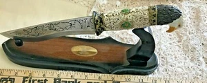New Old Stock approx 20001 USA Eagle Bowie Hunting 13.5" KNIFE & Wood Plaque - Picture 1 of 6