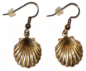Seashell Earrings Drop Dangle Gold Plated Hook Womens - Picture 1 of 24