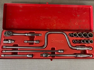 VINTAGE Snap On KRA 284-3/8"Dr 12 Pt Set di prese di servizio generale - Foto 1 di 24