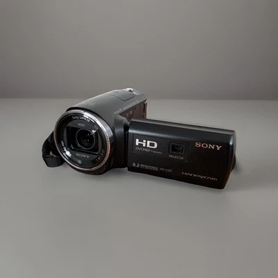 Sony HDR PJ 620 | Full-HD-Camcorder mit Integriertem Projektor | 32GB SD Karte - Bild 1 von 4