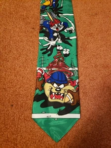 Looney Tunes Mania Vintage 1993 Mens Football Sports Neck Tie Taz Daffy Bugs EUC - Picture 1 of 12