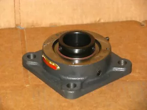 New SealMaster HF-28 Four-Bolt Flange-Mount Standard Ball Bearing - Picture 1 of 6