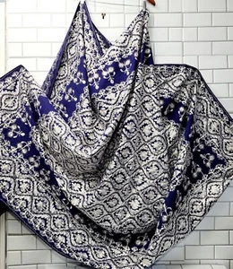 Bohemian Style Navy Blue Silver Gold Paisley Embroidered Large Heavyweight Table - Picture 1 of 7