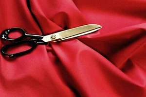 Ruby Red Cotton Curtain Lining with Solpruffe Finish Material Curtan Lineing - Picture 1 of 4