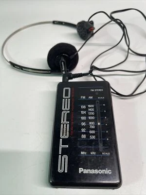 Panasonic RF-422 AM/FM Walkman Portable Radio Vintage 80s Works Read Description - Image 1 of 2