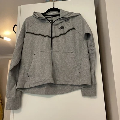 Nike Womens Jacket Sz M Grey Black Lightweight Zip Up Activewear  - Image 1 of 4