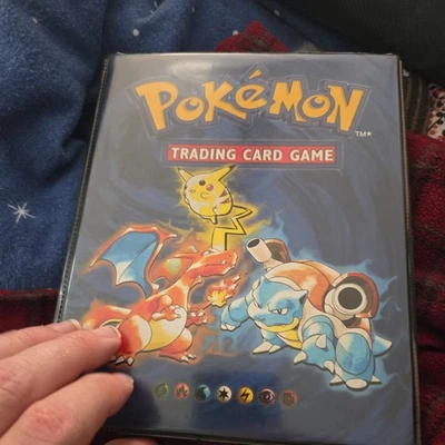 Wizards of the Coast 4-Pocket Album Binder - WOC08320 - Image 1 of 4