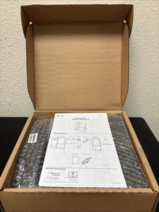 Poly CCX 500 Microsoft Teams Edition 5" Touchscreen VoIP Phone 2200-49720-019 - Picture 1 of 3
