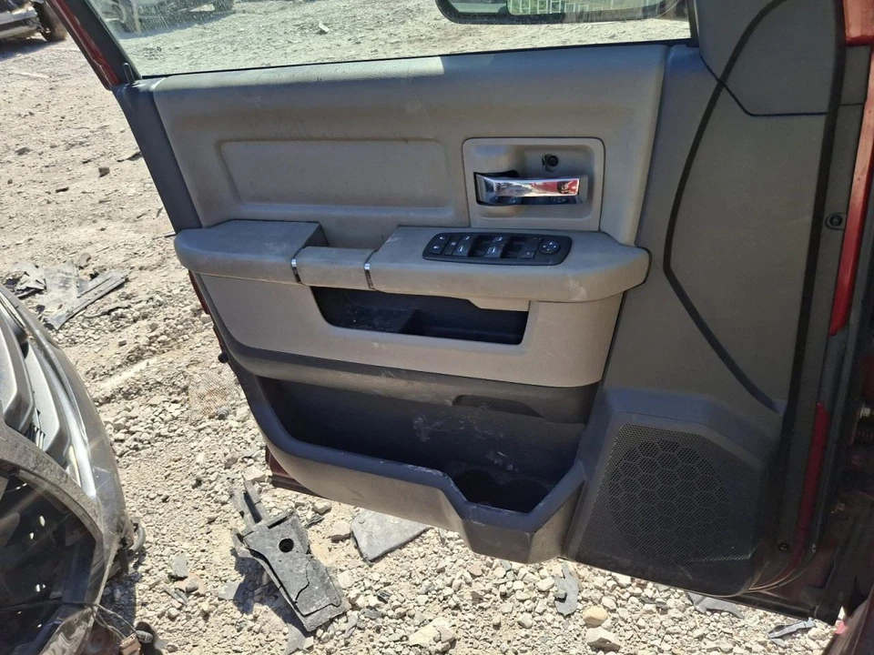 2011 Dodge Ram 1500 Front Door Trim Panel Gray Used OEM 4DR PU GRY UNK Foto 1 de 1