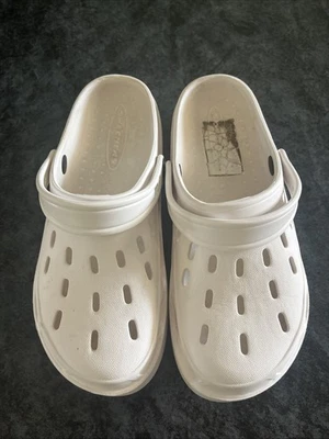 Mujer Talla 8-F7 Skechers Foamies Swifters Zuecos Sin Cordones Zapatos Blanco Mujer’s Foto 1 de 4