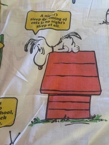 Vtg Snoopy Charlie Brown Peanuts "Happiness Is" Flat Standard 2 Twin Sheet 1971 - Picture 1 of 8