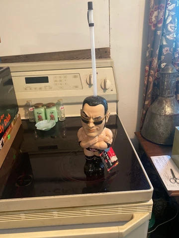 WWF The Rock Travel Water Bottle Dwayne Johnson Collectible 3-D Big Sipper Figur Cover