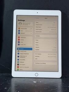 Apple iPad 5a generazione A1822 2017 32 GB 9,7" argento solo Wi-Fi - Foto 1 di 4