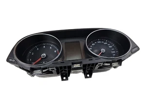2016-2018 Volkswagen Passat Speedometer KPH Cluster A2C53219792 OEM 561920 871B - Picture 1 of 12