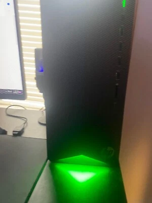 (Overclockeado) HP Pavilion Gaming Destop RX 5500 RYZEN 3 5300G, 16GB RAM (2X8) Foto 1 de 4