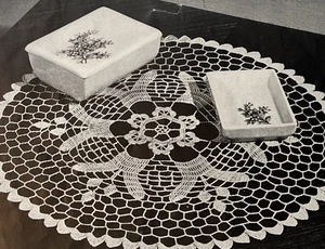 Vintage 1948 Royal Society Crochet Pattern 9135 SPRING BOUQUET MOTIF DOILY 13.5" - Picture 1 of 1