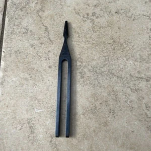 Vintage John Walker 'New Philharmonic' Tuning Fork, 'A' - Picture 1 of 4