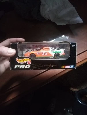 Team Hot Wheels Pro Racing 1998 fundido a presión 1:43 Todd Bodine #35 Tabasco NASCAR Foto 1 de 3