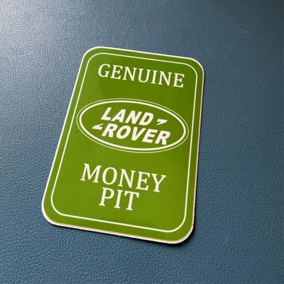Adesivo originale Land Rover Money Pit - 6,5 cm x 9 cm - decalcomania vintage motorsport - Immagine 1 di 2