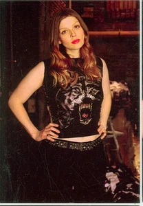 BUFFY THE VAMPIRE SLAYER TARA MACLAY ON POSTCARD (M744*) - Picture 1 of 1