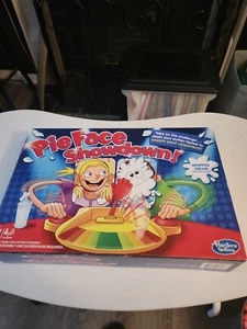 Hasbro Pie Face Showdown Game Mash Your Button Fast To Cream Opponent - Picture 1 of 2