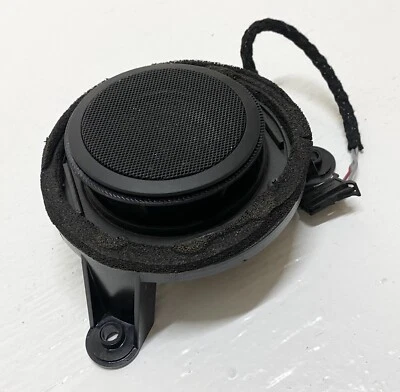 98-03 OEM Mercedes-Benz W208 CLK55 AMG Altavoz puerta inferior L/R 208-820-04-02 Foto 1 de 4