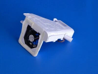 Unidad de ventilador para máquina de hielo Samsung para refrigerador RF323TEDBSR DA31-00070E Foto 1 de 2