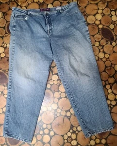 Gloria Vanderbilt Amanda Capri Or Short Denim Jeans Women's Size 20W - Picture 1 of 5