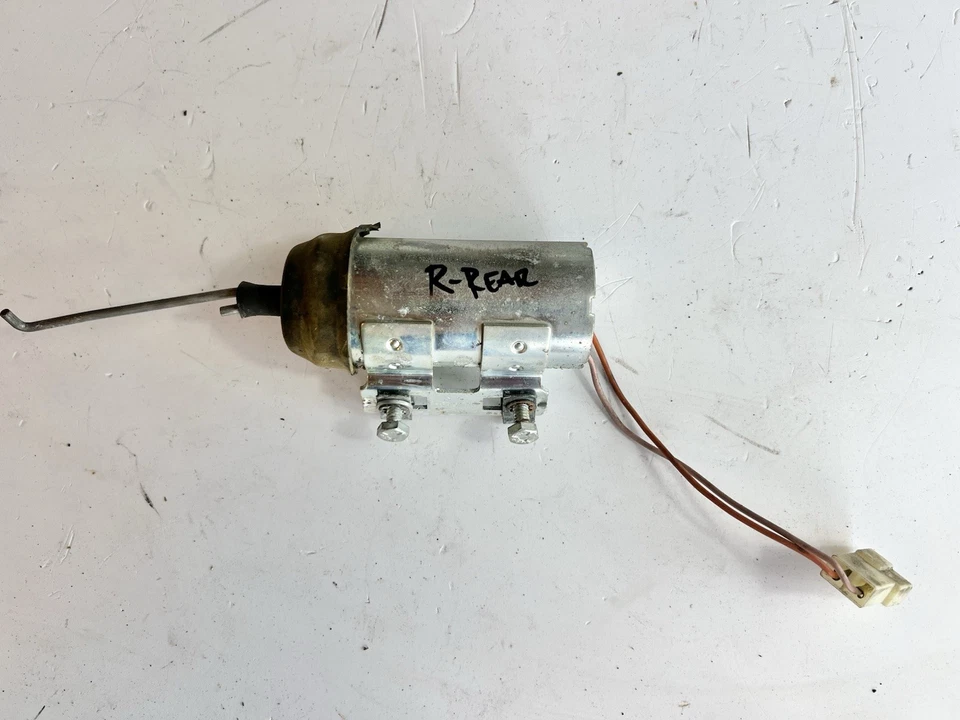 Atuador solenóide 79-87 84 Jaguar XJ6 trava de porta traseira direita (testado) - Imagem 1 de 4