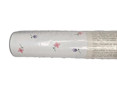 Vintage INTEX  fabric-backed vinyl wallpaper Pink & Purple Small Flower Pattern  - Image 1 of 4
