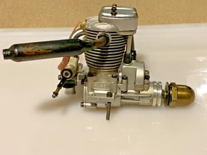 SAITO FA 50 MODEL AIRPLANE ENGINE 4 STROKE WITH MUFFLER - Picture 1 of 9