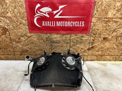 Yamaha YZFR6 YZF R6 R 2006 2007 06 07 RADIADOR RADIADOR MOTOR ENFRIADOR VENTILADORES DE REFRIGERACIÓN Foto 1 de 4