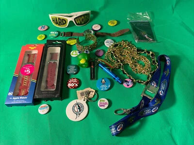 Lote de 20+ Cajones Chatarra Lote Accesorios Apple Watch Correa Botones Llaveros LG Foto 1 de 4