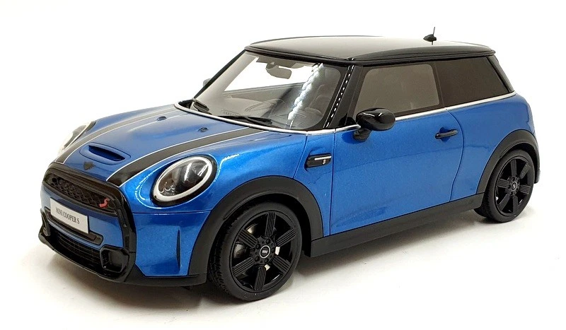 Otto Models 1/18 Scale Resin OT982 - Mini Cooper - Blue/Black - Image 1 of 4