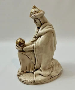 Statuina presepe saggio ceramica avorio stampo Holland RE INGINOCCHIATO accenti oro - Foto 1 di 6