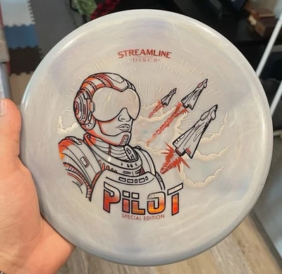 Streamline Discs Pilot Special Edition, Light Blue, 175 Gs, Inkd But 9.5/10 - Image 1 of 4