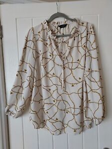 LADIES YOURS WHITE GOLD CHAIN / BEE PATTERN PULLOVER BLOUSE TOP SIZE 18