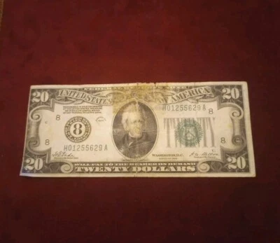  1928 Federal Reserve $20.00 Note  Faulty Alignment Circulated Condition - Image 1 of 4