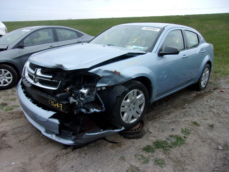 Interruptor de encendido usado se adapta a: Dodge Avenger 2013 grado A Foto 1 de 4