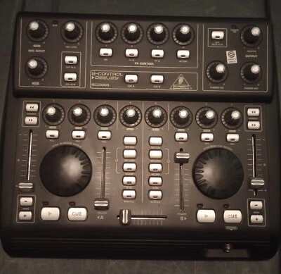 Behringer BCD 3000 Deejay  Controller Foto 1 de 3